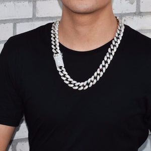 Open image in slideshow, Classic Cuban Necklace
